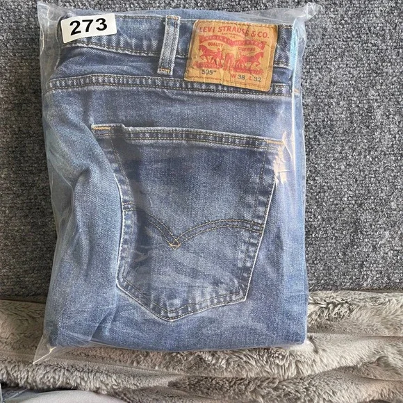 Levis 505 Regular Fit Straight Leg Jeans Mens 38x32 Medium Wash Blue Denim - Picture 7 of 7